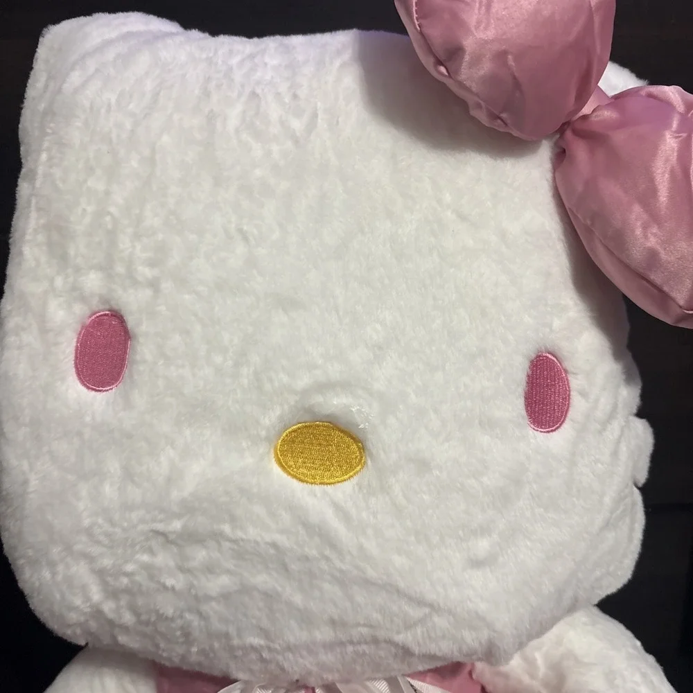 Large Bedtime Hello Kitty With Pink Bow